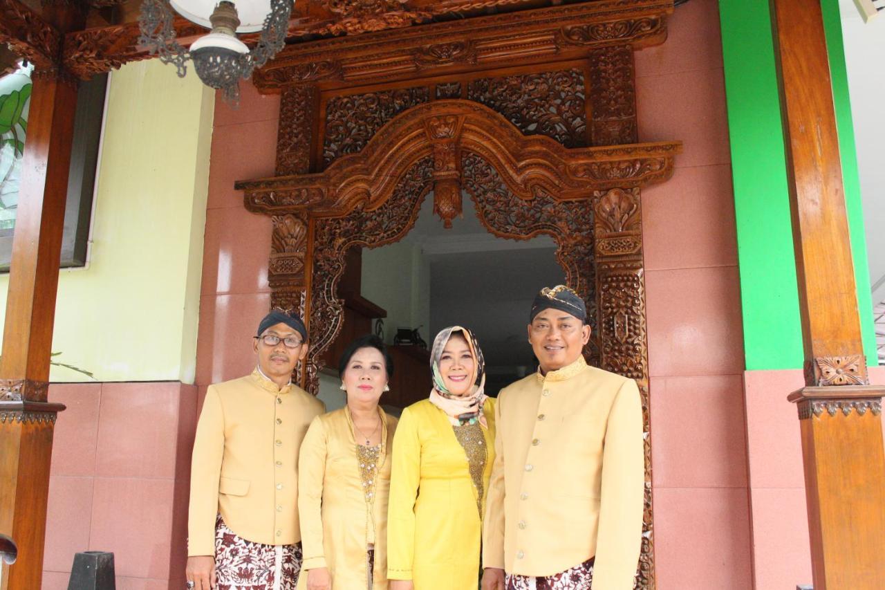 Ndalem Mantrijeron 2*