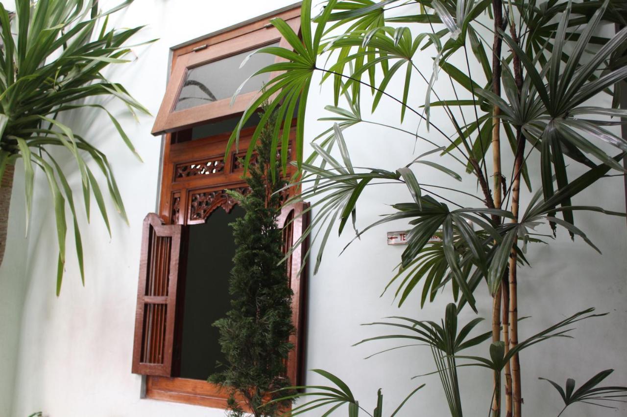 Ndalem Mantrijeron 2* Yogyakarta